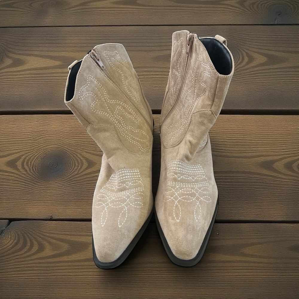 So Me Beige Western Heeled Boots - Picture 2 of 3